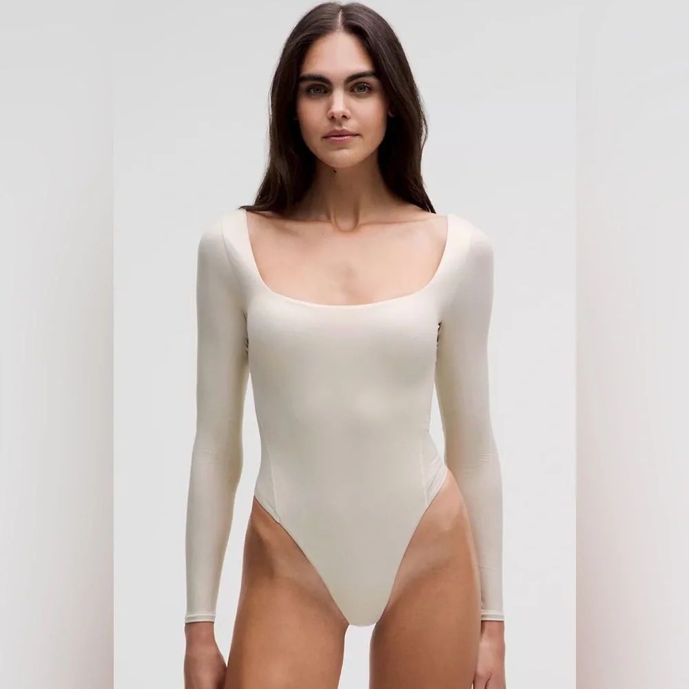 Wundermost Ultra-Soft Nulu Square-Neck Long-Sleeve Bodysuit
Shine Size S - Picture 1 of 9